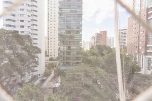 Image 26 - 875366