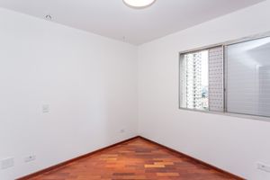 Image 30 - 875366