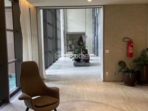 Image 3 - 875376