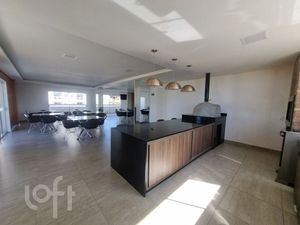 Image 16 - 875432