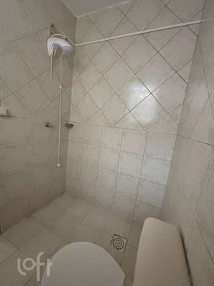 Image 8 - 875437