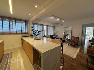 Image 8 - 875445