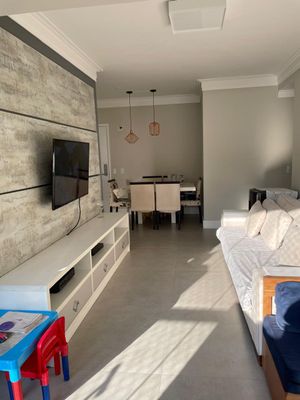 Image 3 - 875452