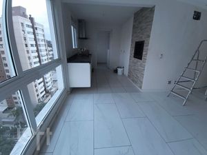 Image 4 - 875453