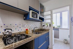 Image 8 - 875456