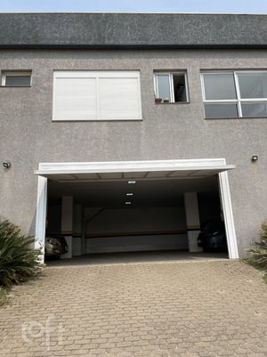 Image 34 - 875458