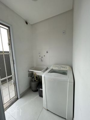Image 30 - 875458