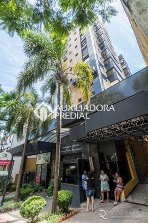 Image 10 - 875469