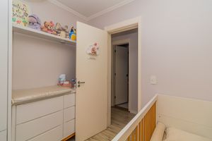 Image 12 - 875472