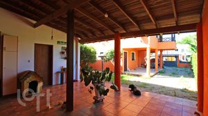 Image 33 - 875477