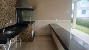 Image 2 - 875558