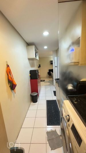 Image 4 - 875559