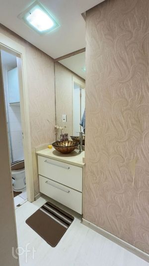 Image 14 - 875559