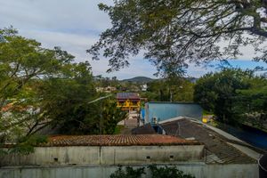 Image 13 - 875564