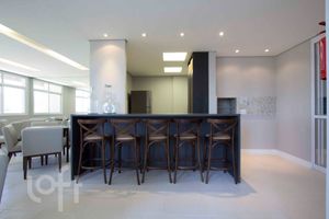 Image 23 - 875565