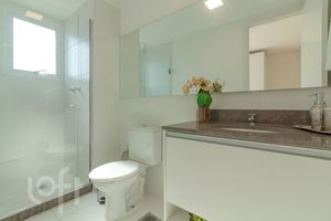 Image 9 - 875566