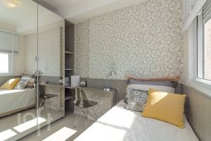 Image 11 - 875567