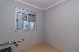 Image 8 - 875569