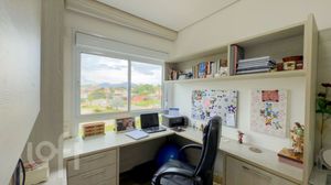 Image 7 - 875570