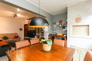 Image 22 - 875572