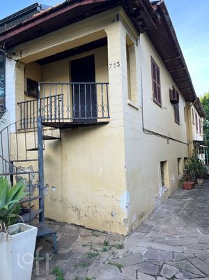 Image 4 - 875574