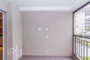 Image 6 - 875576