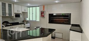 Image 32 - 875580