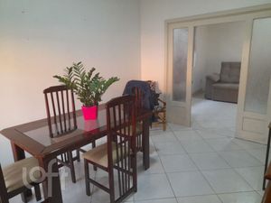 Image 17 - 875585