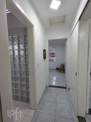 Image 6 - 875588