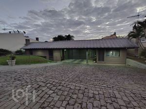 Image 17 - 875588