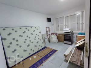 Image 9 - 875588