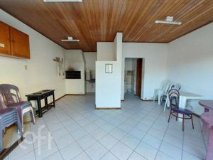 Image 3 - 875595