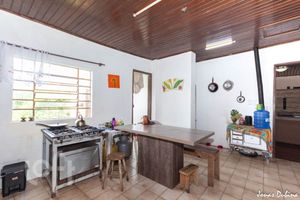 Image 3 - 875596