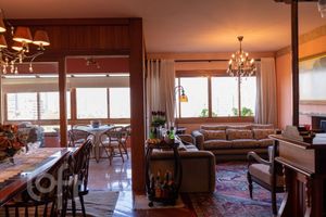 Image 1 - 875616