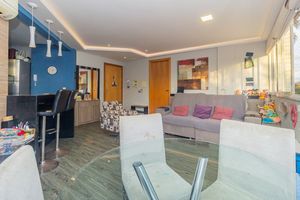 Image 3 - 875617