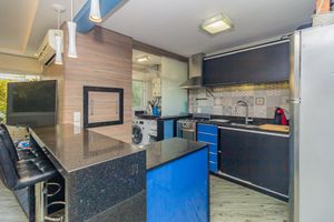 Image 15 - 875617