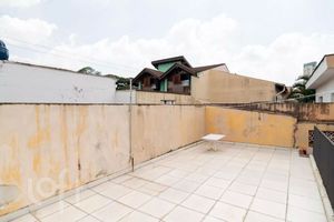 Image 28 - 875618