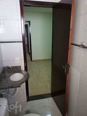 Image 13 - 875623
