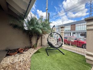 Image 30 - 875626