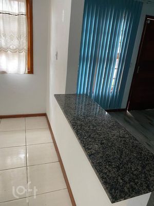 Image 1 - 875627