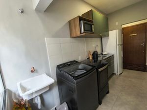 Image 8 - 875634