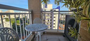 Image 9 - 875638