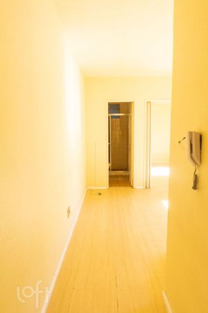 Image 10 - 875639
