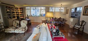 Image 2 - 875640