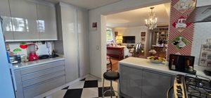 Image 4 - 875640