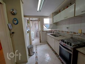 Image 11 - 875645