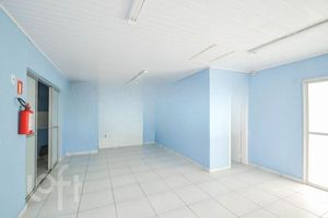 Image 33 - 875647
