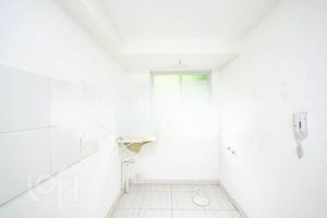 Image 3 - 875647