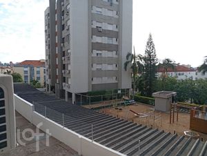 Image 17 - 875656