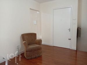 Image 7 - 875656
